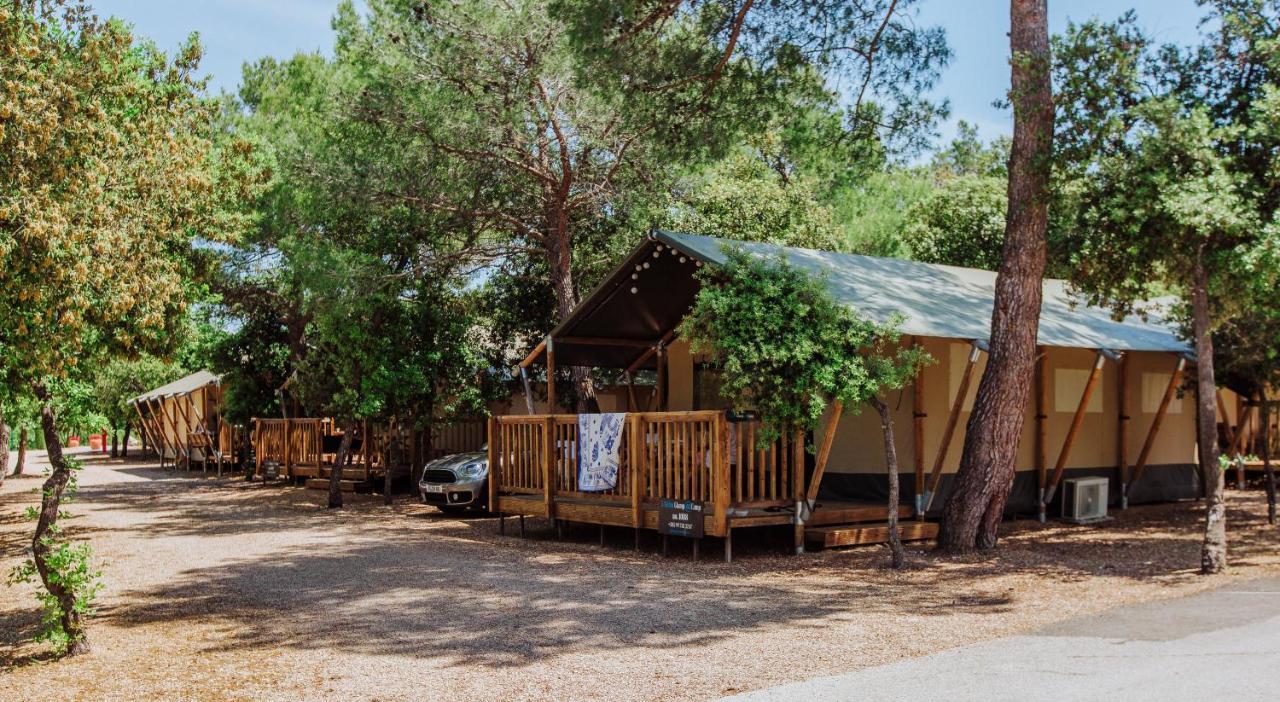 Glamping Beach Soline Біоград-на-Мору Екстер'єр фото